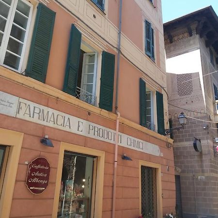 Mae Albenga Suites Exterior photo